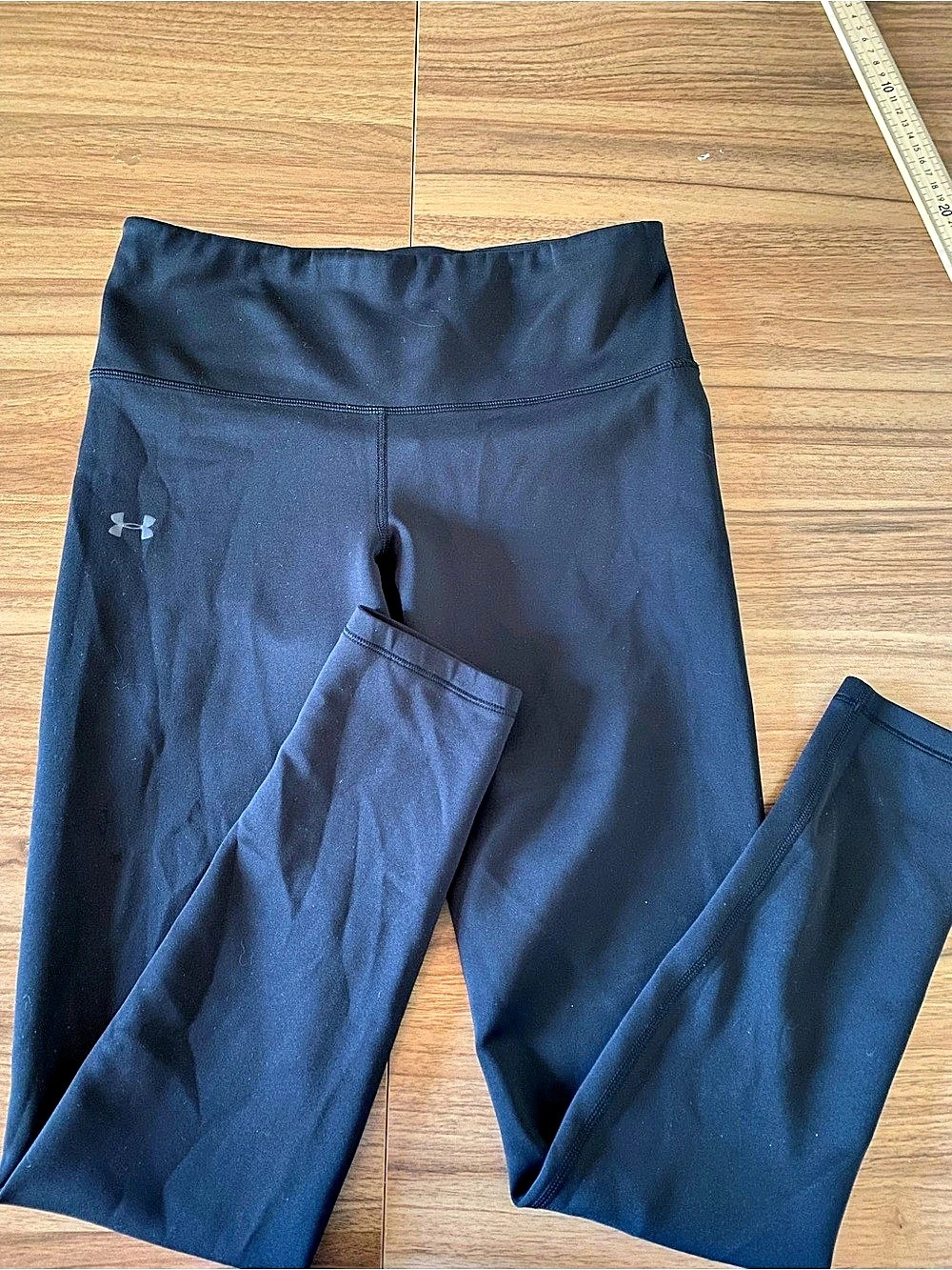Under Armour Womens M ColdGear Compression Leggings Black